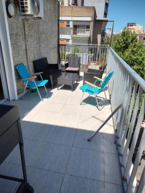Alsina 2300 Depto 2 ambientes con terraza propia